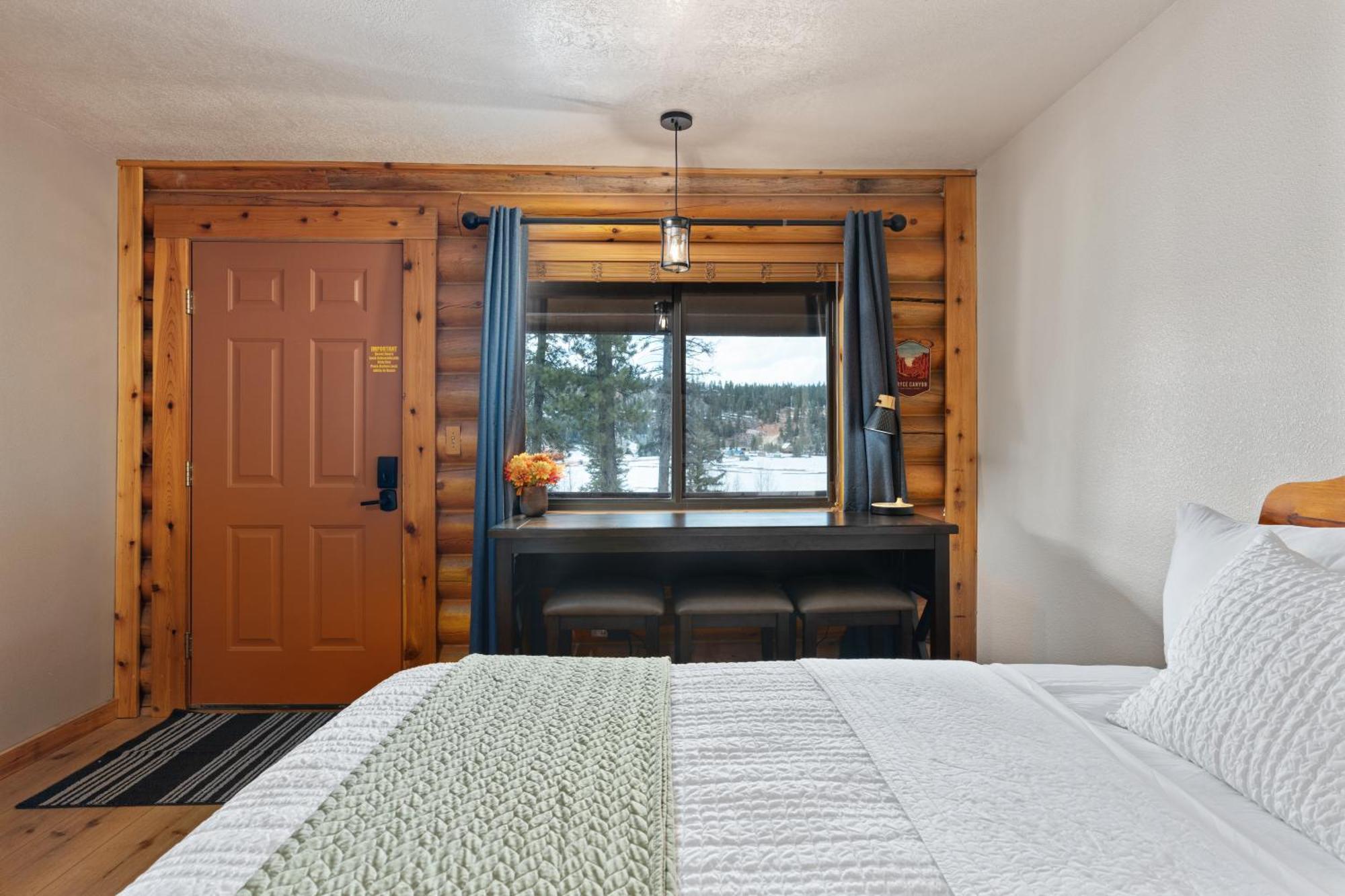 Duck Creek Village Inn Buitenkant foto
